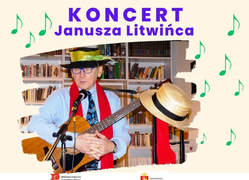 Na zdjęciu Janusz Litwiniec w Czytelni Pod Sowami, gra na gitarze i stoi przed mikrofonem, w tle regały z książkami. Napis koncert Janusza Litwińca.