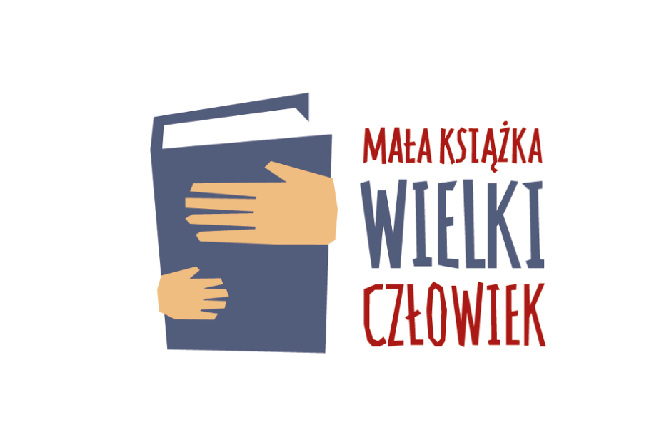 Logo kampanii czytelniczej "Mała książka wielki człowiek". Granatowa książka obejmowana przez parę rąk oraz czerwono granatowy napis.