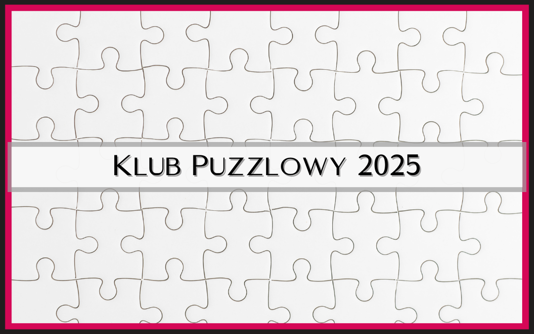 tło z białych puzzli w różowo szarej ramce, napis "klub puzzlowy 2025"