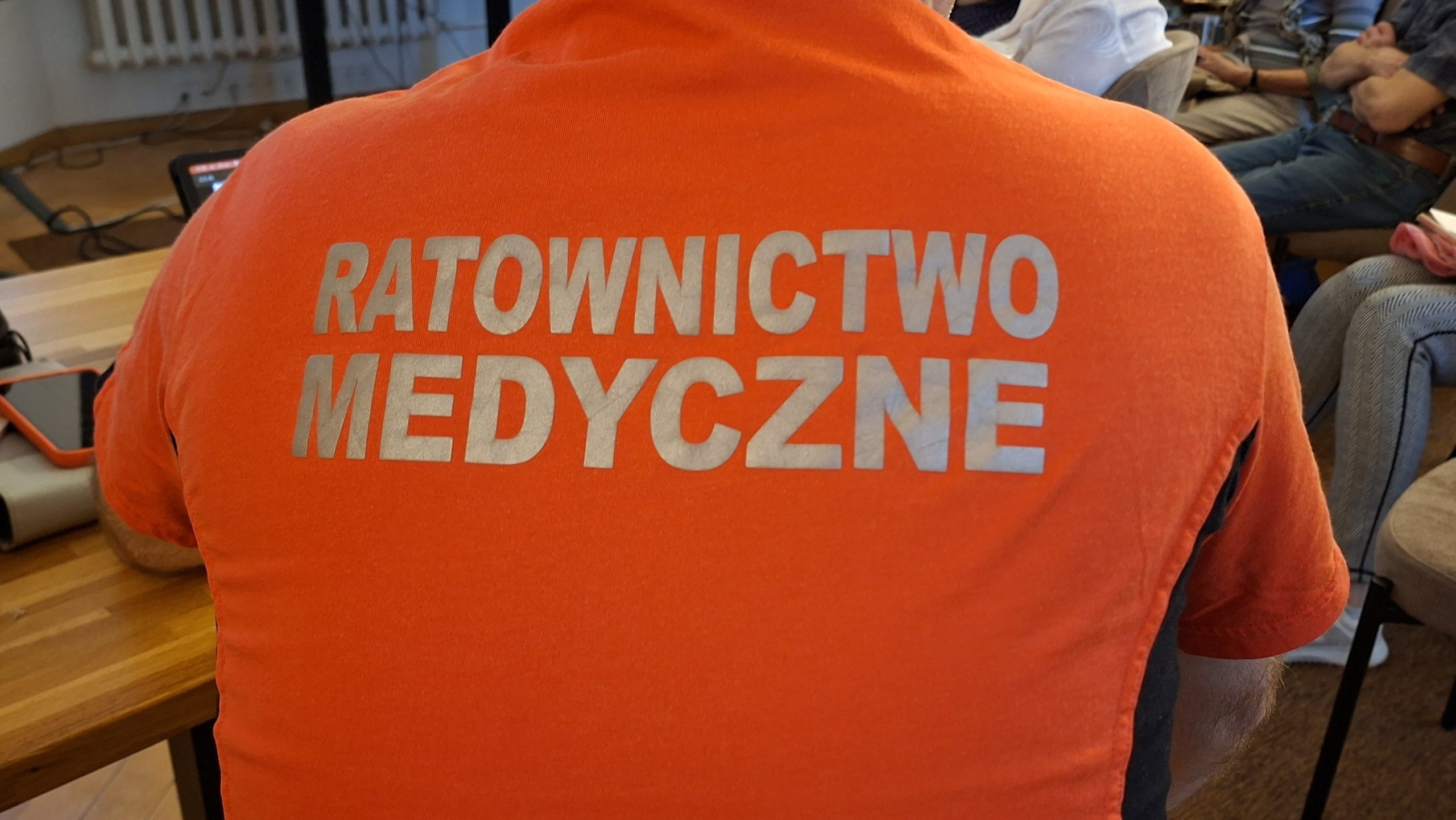 koszulka ratownika medycznego